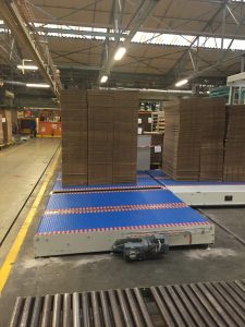 Conception de système de convoyage à tapis modulaire